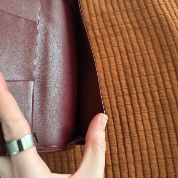 Cartier Bifold Wallet – Burgundy Leather | Must de Cartier - Picture 5 of 5